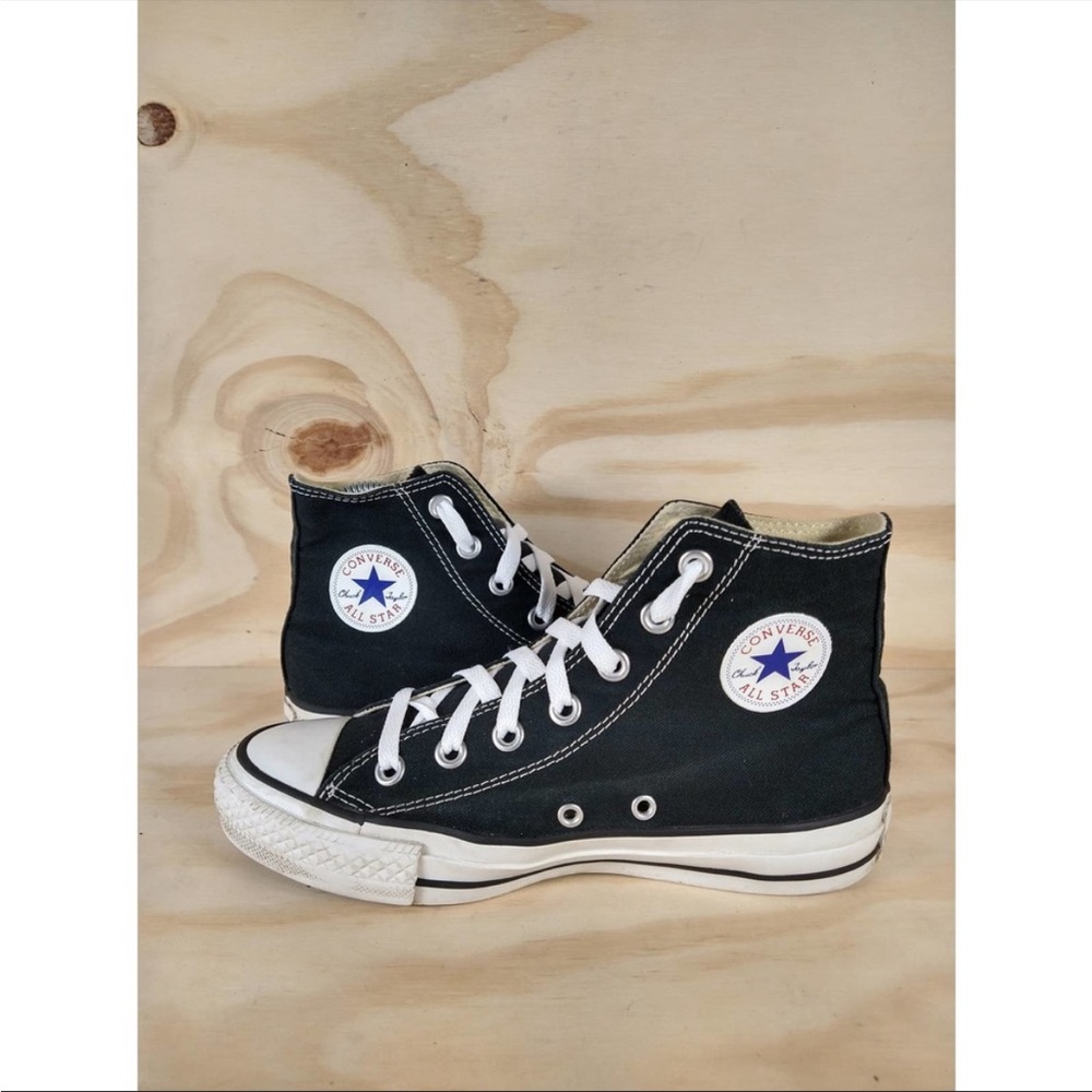 Black high top converse